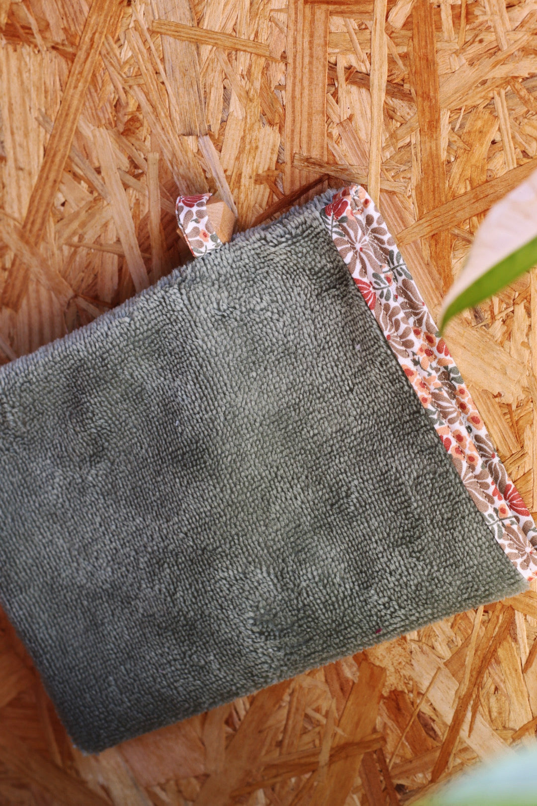 Gant de toilette en éponge de bambou et coton bio