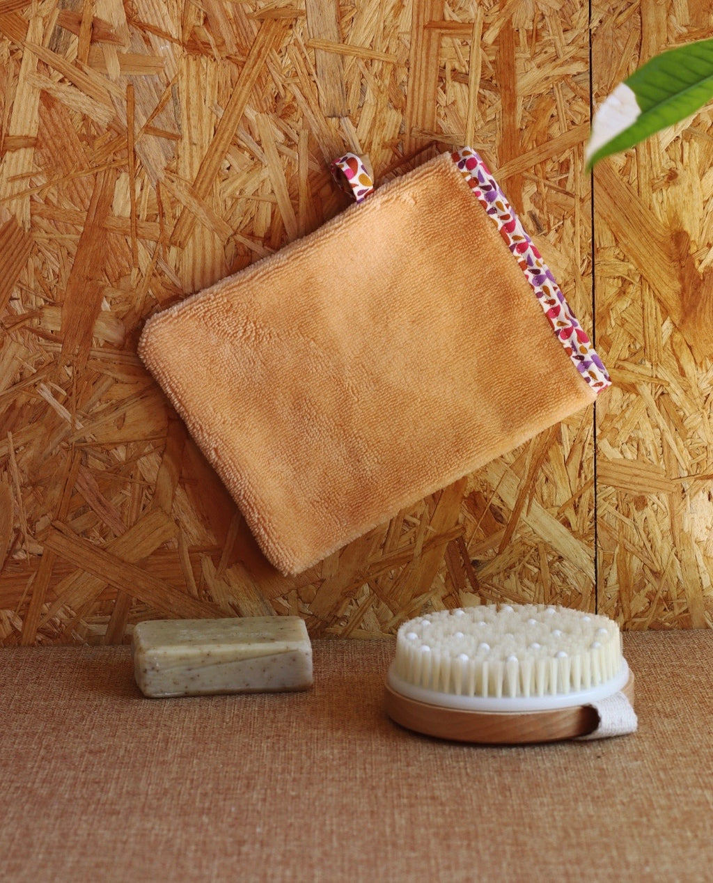 Gant de toilette en éponge de bambou et coton bio