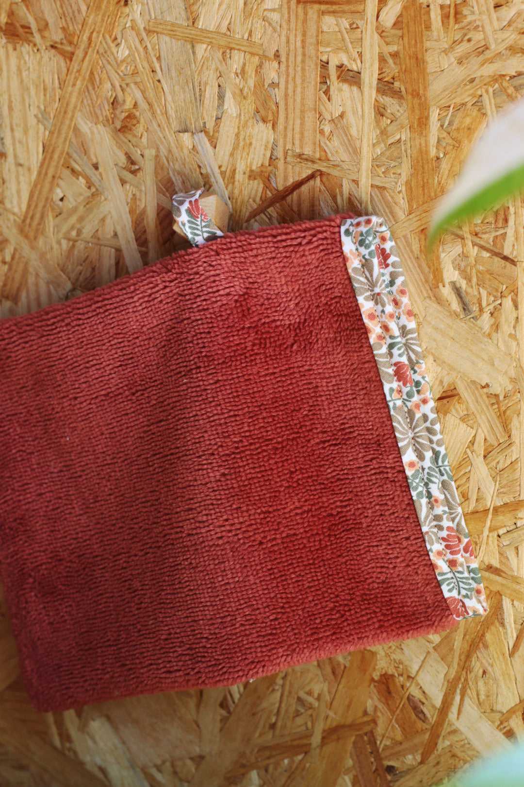 Gant de toilette en éponge de bambou et coton bio